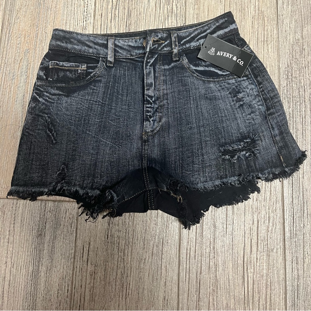 Avery & Co. Shorts New with Tags